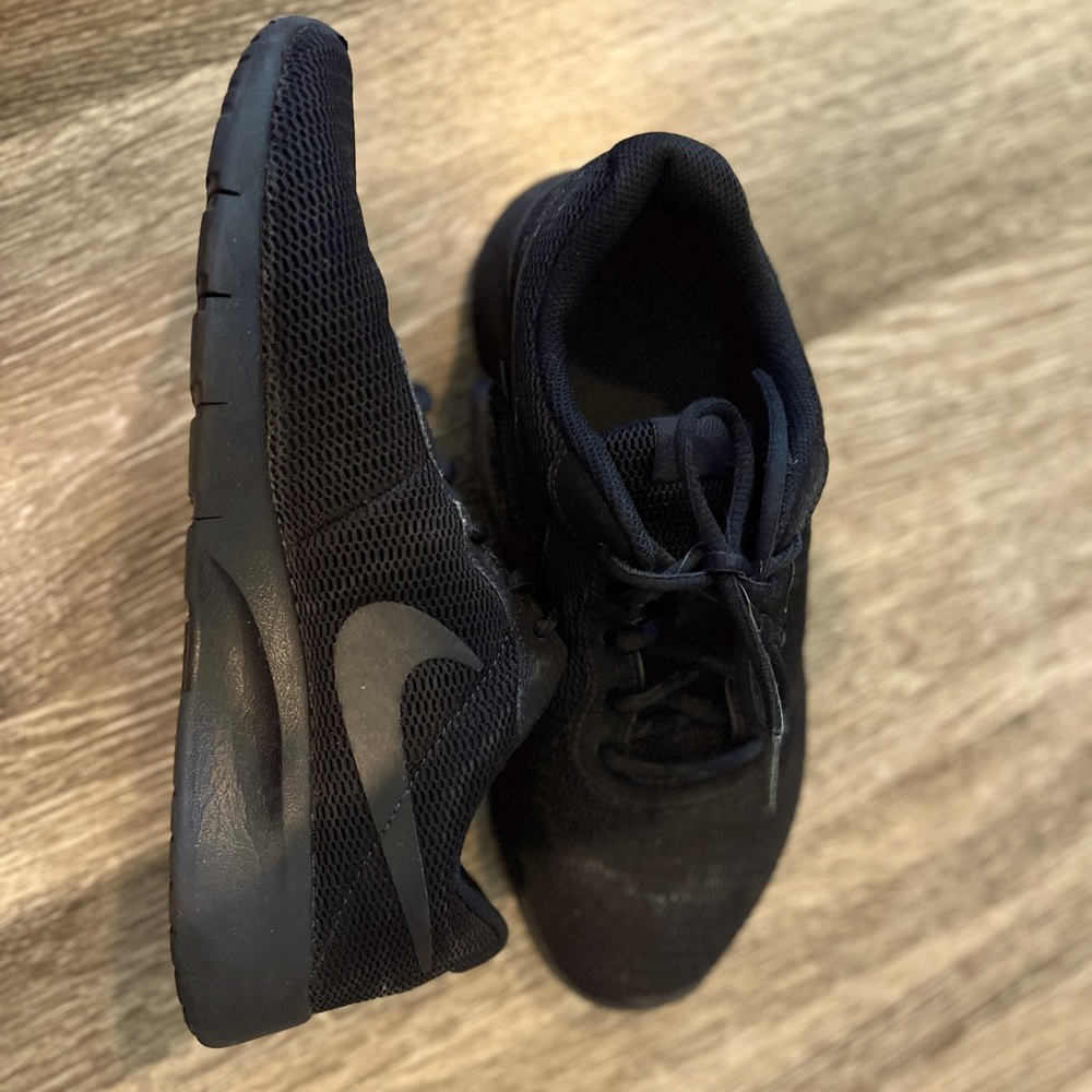 All black Nikes